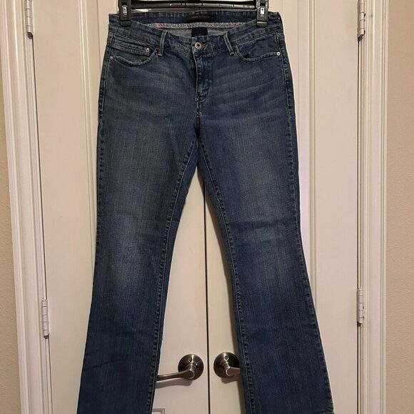 Women's Levi's Jeans 547 Platinum Flare in Size 12 - Picture 1 of 5